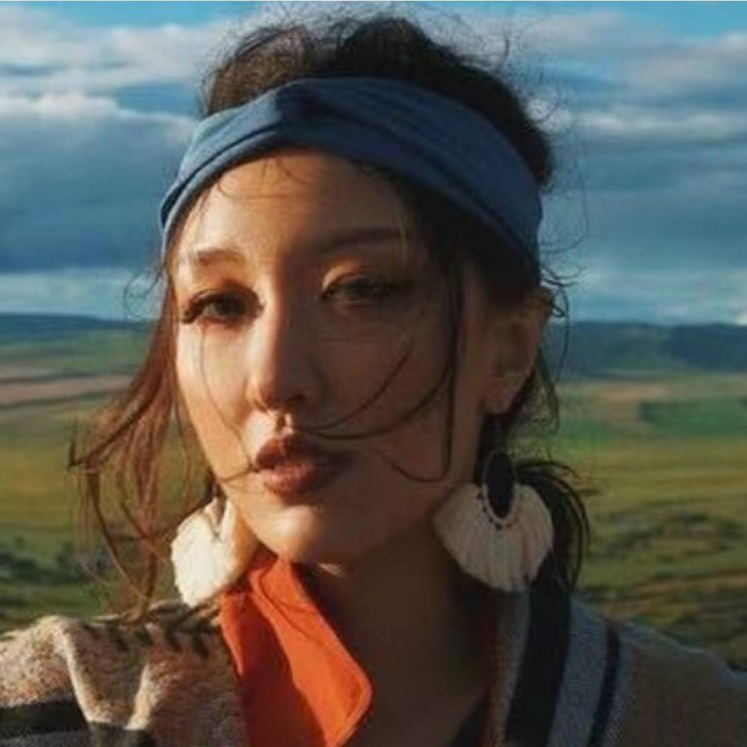 李璐Victoria